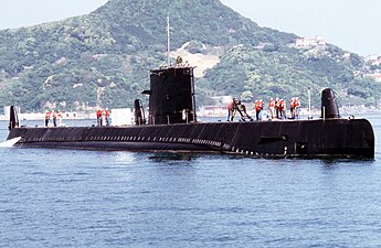 USS Darter (SS-576).