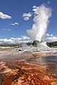 Un géiser es un tipo de fuente termal que erupta periódicamente, expulsando una columna de agua caliente y vapor en el aire. La palabra géiser viene de Geysir, nombre de una terma en Haukadalur, Islandia; el nombre, sucesivamente, proviene del verbo islandés gjósa, "emanar". Este geiser esta situado en el Parque Nacional Yellowstone. Por de:Flicka.