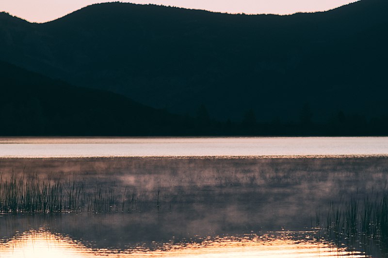 File:Morning mist over lake Doxa.jpg