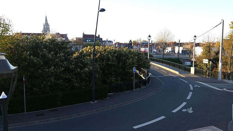 File:La Bassée - Vue de la gare.jpg