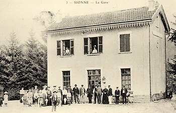 Autre carte postale de la gare dans les années 1900.