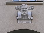 Büste Blums auf dem Robert-Blum-Hof, einem Gemeindebau in Wien-Brigittenau