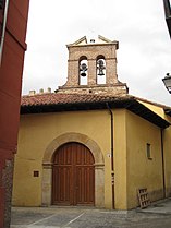 Palat del rey es la iglesia más antigua de la ciudad