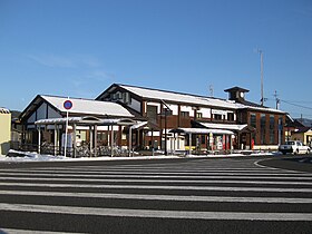 矢島駅（本社所在地）