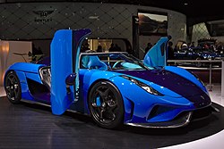 Koenigsegg Regera auf dem Genfer Auto-Salon 2018 mit geöffneten Türen