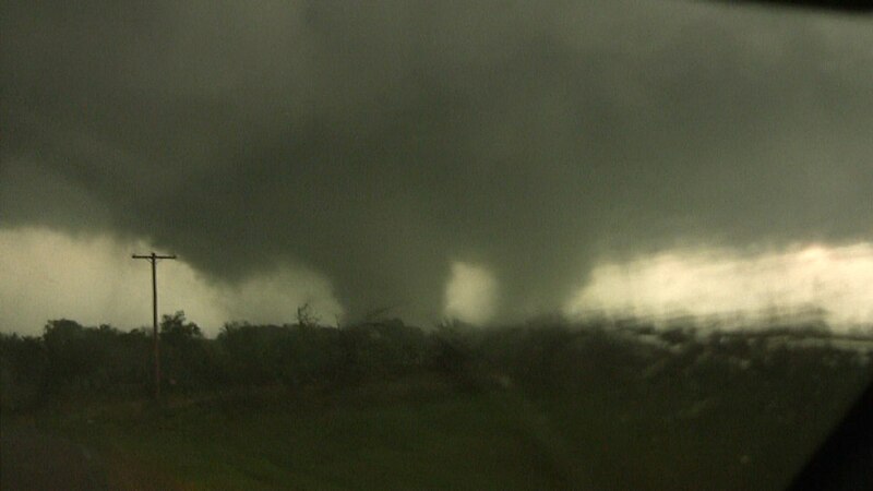 File:Tushka, Oklahoma tornado April 14, 2011.jpg