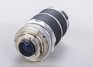 Voigtländer Super-Dynarex 135 mm f/4 lens, showing DKL-mount bayonet lugs