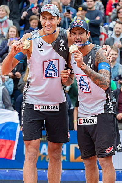 File:2019-07-07 BeachVolleyball Weltmeisterschaft Hamburg 2019 StP 0849 LR by Stepro.jpg