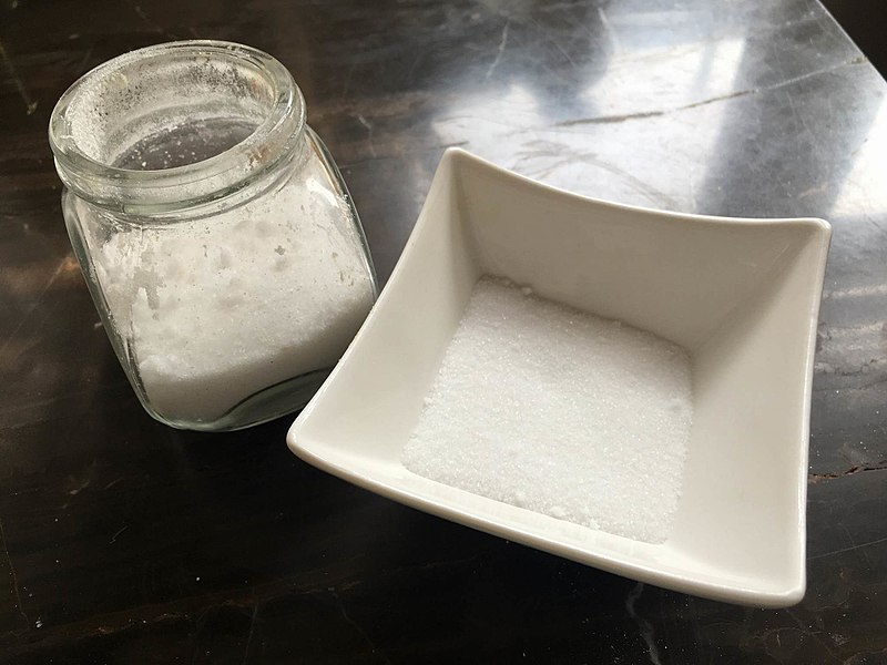 File:Salt in a bowl.jpg