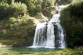 Cascata Piumogna 03.jpg