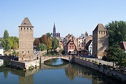 Vue sur la Cathédrale et les Ponts-Couverts