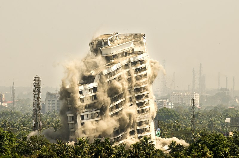 File:H2O Holy Faith - Maradu - Demolition.jpg