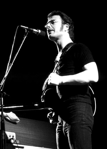 File:Robert Fripp 2 B w.jpg