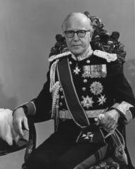 File:Sir Peter Ramsbotham.jpg