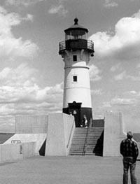 File:Duluth North Pier Light NPS.jpg