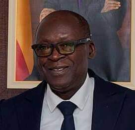 File:Richard Odjrado et le ministre (cropped).jpg