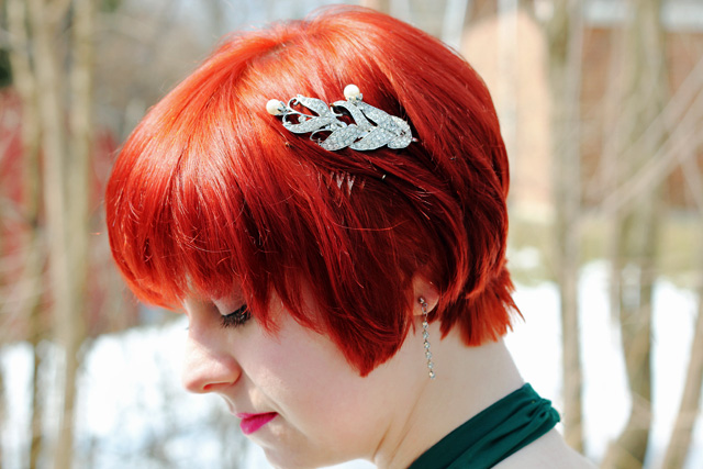 File:Red Pixie and a Silver Hair Comb.jpg