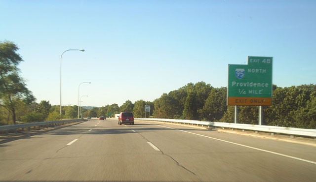 File:Rhode Island Route 37 west Exit 4B.jpg