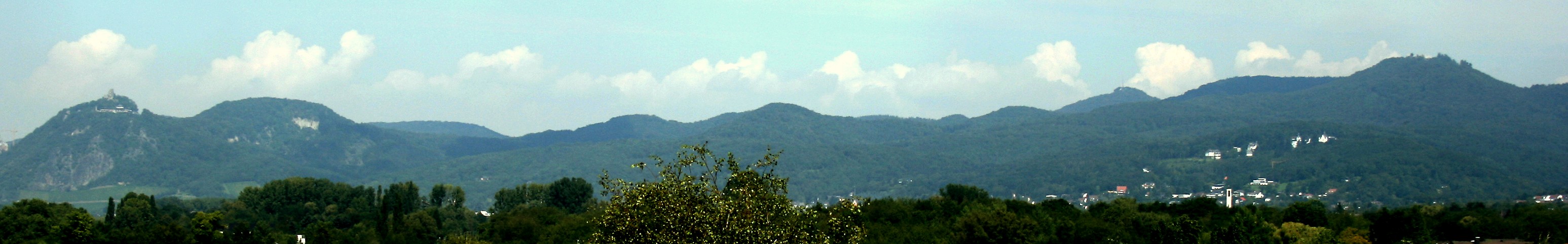 Blick auf das Siebengebirge aus südlicher Richtung