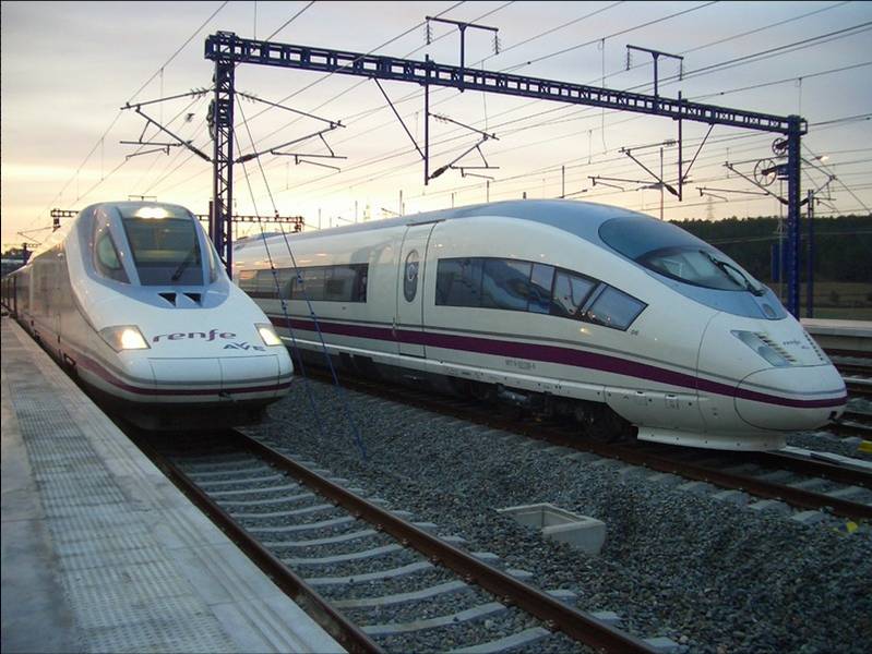 File:Trenes.jpg