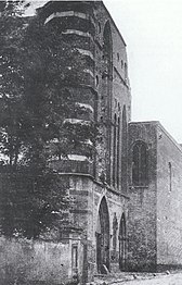 Die Fassade der Kirchenruine, vor 1875