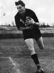 File:John Abley Port Adelaide Practice August 1957.jpg