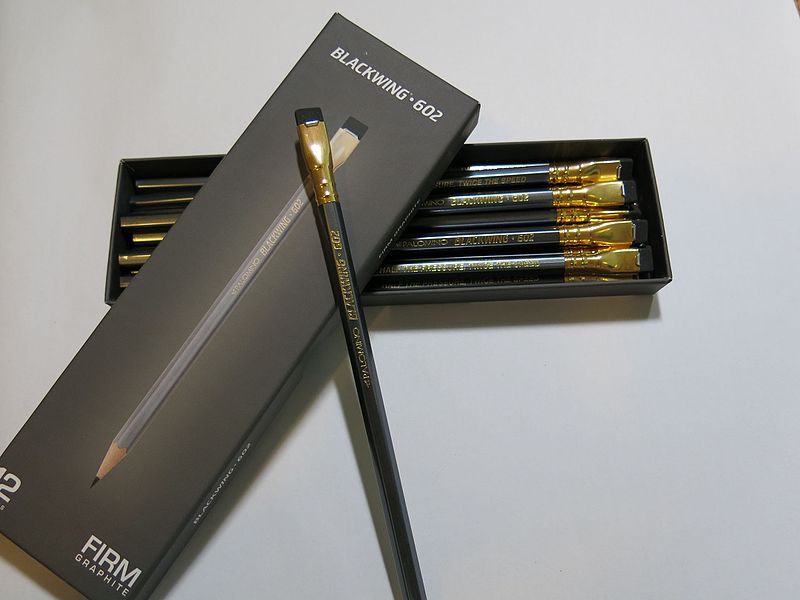 File:Palomino Blackwing 602 pencils.jpg