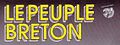 Le Peuple breton écrit en lettres capitales jaunes. Le fond est un dégradé de gris. L'oiseau stylisé en noir et blanc suit le texte.
