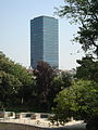 Tour Zamansky depuis les Arènes de Lutèce en aout 2009.