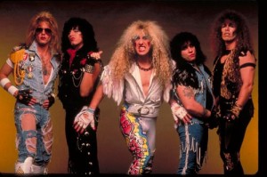 Twisted Sister’s Dee Snider is going, going, GONE COUNTRY?!