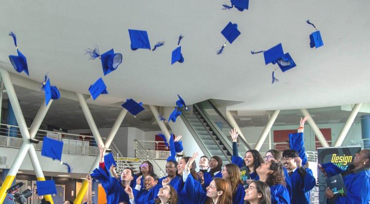 Cérémonie de remise des diplômes CY Tech 2025