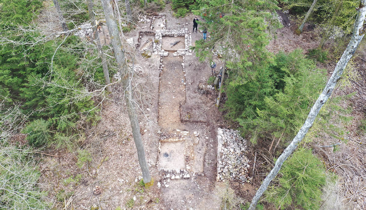 Rosbach vor der Höhe. Neu entdecktes Kultareal am Rand des Kastellvicus der Kapersburg.