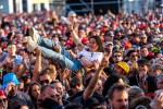 Blendende Aussichten: Foo Fighters, Die Toten Hosen, Kings Of Leon, Meshuggah, Apache 207, Architects u.v.a. rocken - und das Wetter spielt mit., Nürburgring, 2023 | © laut.de (Fotograf: Rainer Keuenhof)