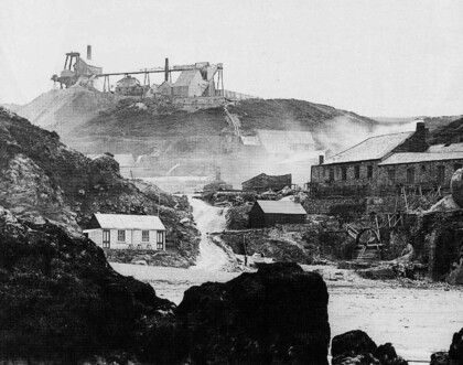 Wheal Friendly am Trevaunance Beach