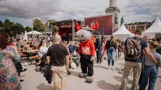 Die Highlights der Festivalmeile vom SWR Sommerfetival 2024 in Stuttgart. ©SWRRonny Zimmermann