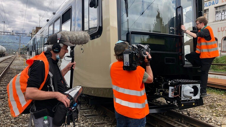 Im September 2021 drehen wir im ersten neuen Gelenktriebwagen der Rigi-Bahnen.