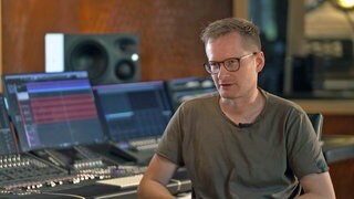 Musikproduzent Raimund Häveker wollte eigentlich mal Pfarrer werden