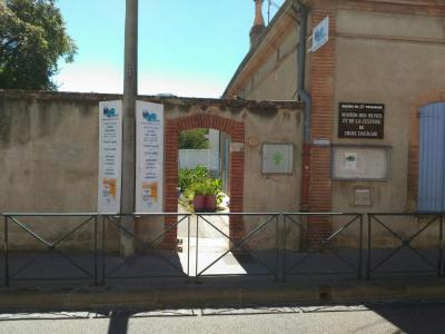 Maison des Jeunes et de la Culture Croix Daurade - Centre culturel et maison des arts - Toulouse