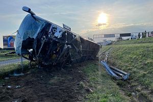 Wypadek na autostradzie A4. 8 osb trafio do szpitala