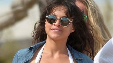 Michelle Rodriguez z "Szybkich i wciekych" z chopczycy zmienia si w seksbomb. A nie poznajemy!