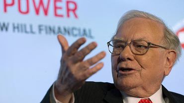 Warren Buffett gromadzi gigantyczne zapasy gotwki i pozbywa si akcji