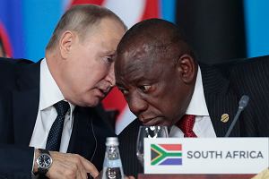 Prezydent Rosji Wadimir Putin, prezydent RPA Cyril Ramaphosa. Zdjcie archiwalne (24.10.2019 r.)