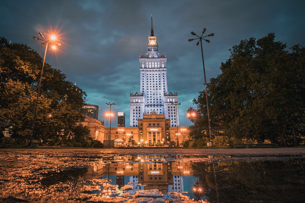 Warszawa - atrakcje dla modziey. Co robi, gdy pogoda za oknem nie dopisuje? Atrakcje na deszczowe dni i nie tylko. Zdjcie ilustracyjne