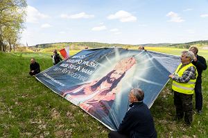 Protest przeciwko budowie centrum logistycznego Lidla w Gietrzwadzie