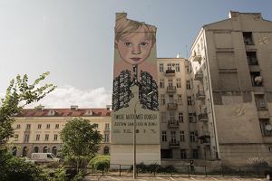 Antysmogowy mural na ul. Obonej w Warszawie