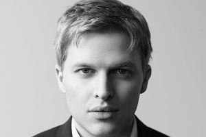 Ronan Farrow, autor 'Zap i ukr eb. Szpiedzy, kamstwa i zmowa milczenia wok gwacicieli', syn Mii Farrow i Woody'ego Allena