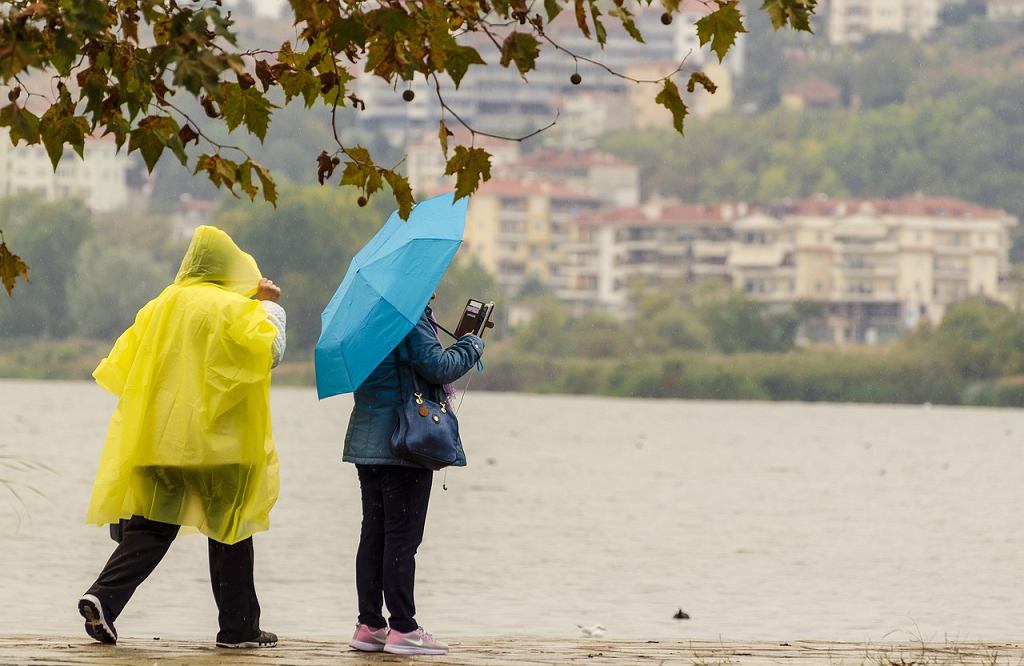 Polskie biuro podry wprowadza wyjtkow ofert. Zapaci turystom za deszczowe dni podczas wyjazdu