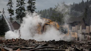 Emisje CO2 Kanady wystrzeliy. Winne rekordowo wielkie poary