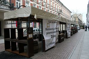 Restauracje w odzi. Lokal zmieni adres, ale zostawi ogrdek tarasujcy ul. 6 sierpnia