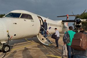 Port lotniczy Zielona Gra-Babimost. Zdjcie z 2001 r., kiedy poczenie do Warszawy obsugiwa jeszcze samolot Bombardier Q400